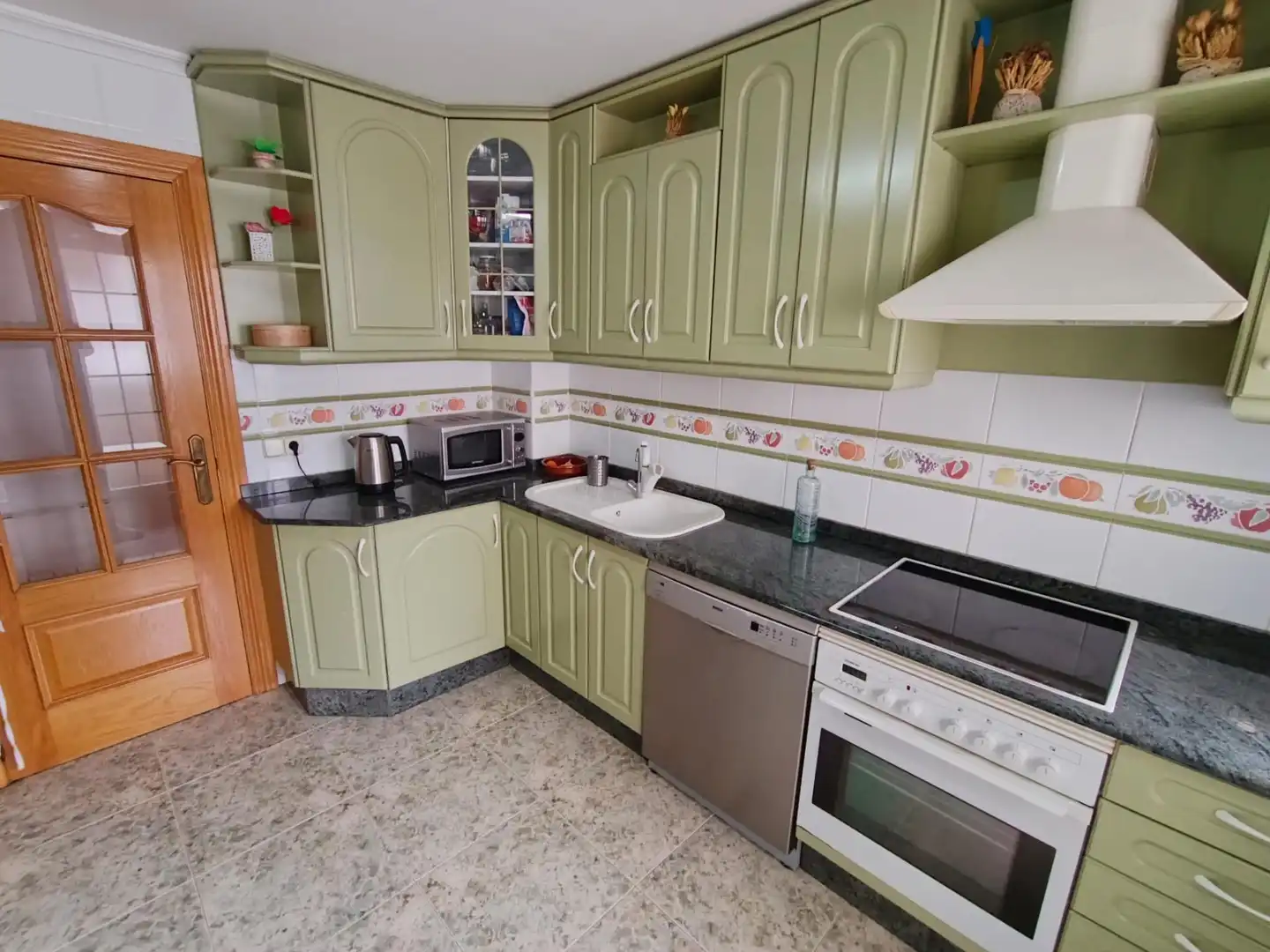 Kitchen of Flat for rent in Albacete  with Air Conditioner, Heating and Parquet flooring