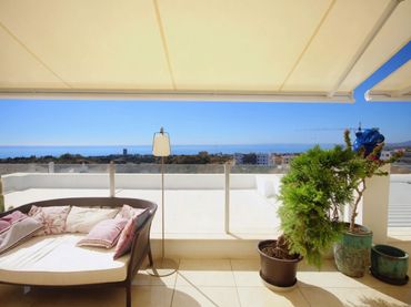 Penthouse mit Balkon zum Verkauf in Río Real - Los Monteros