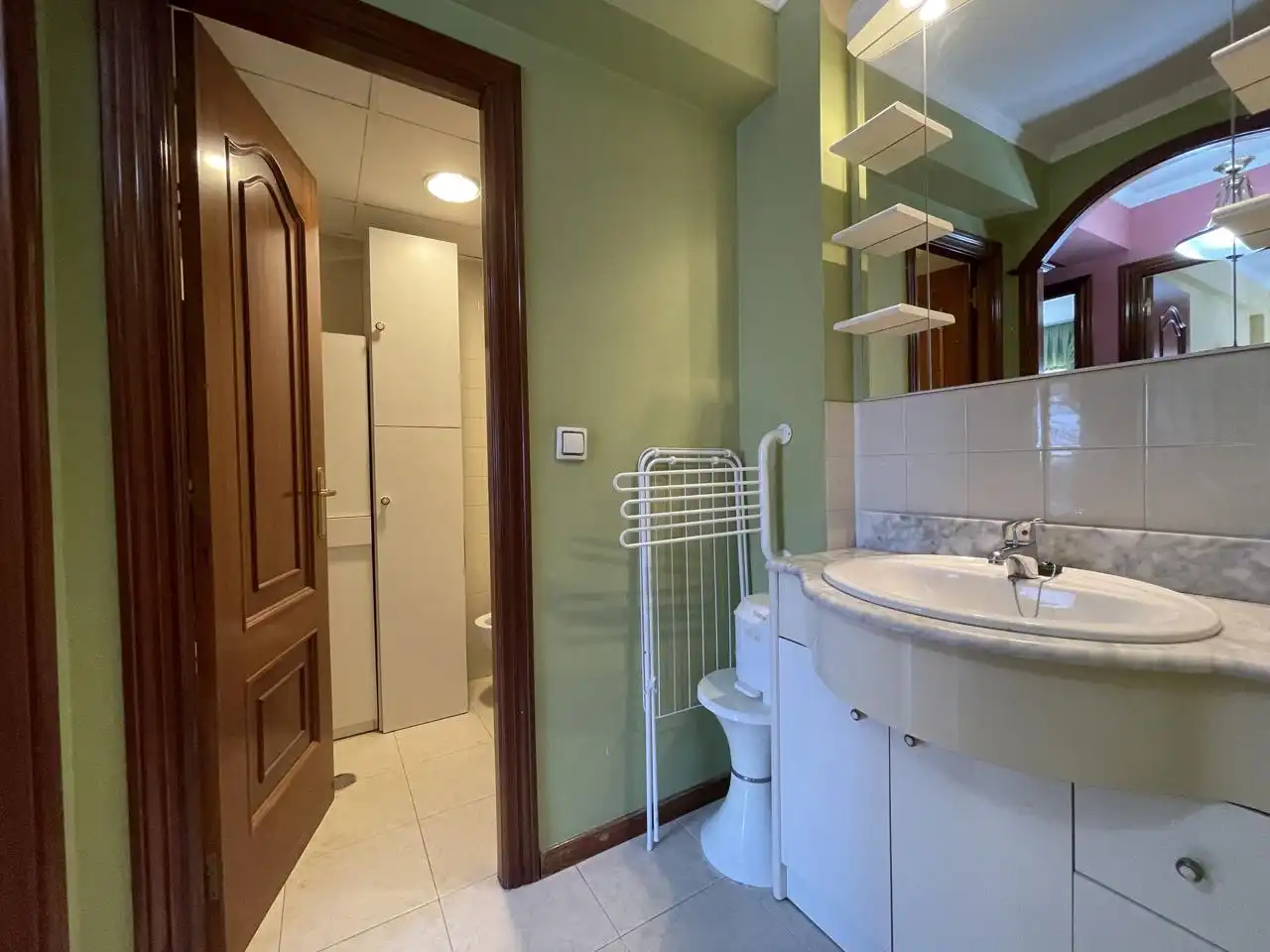 Baño de Piso en venta en A Coruña Capital  con Calefacción y Trastero