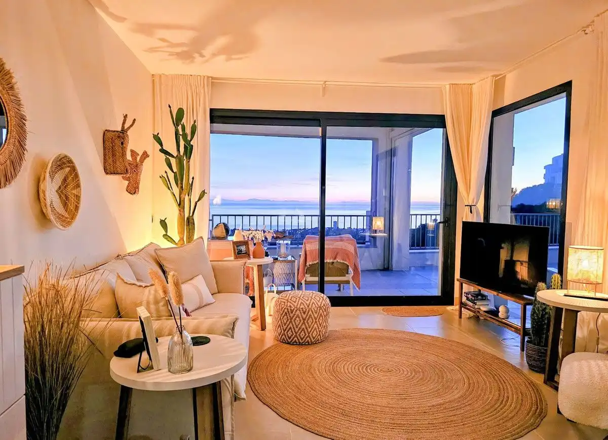 Sala d'estar de Àtic en venda en Marbella amb Aire condicionat, Calefacció i Terrassa