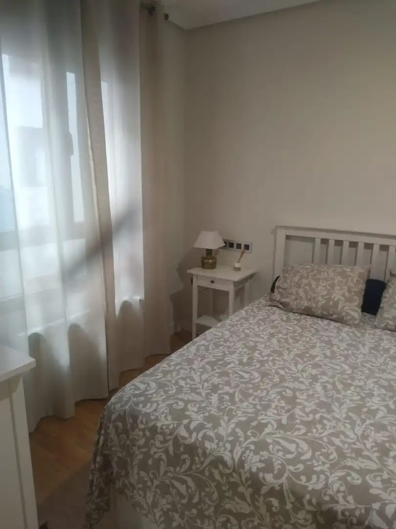 Schlafzimmer von Wohnung zur Miete in Badajoz mit Klimaanlage, Heizung und Parkett