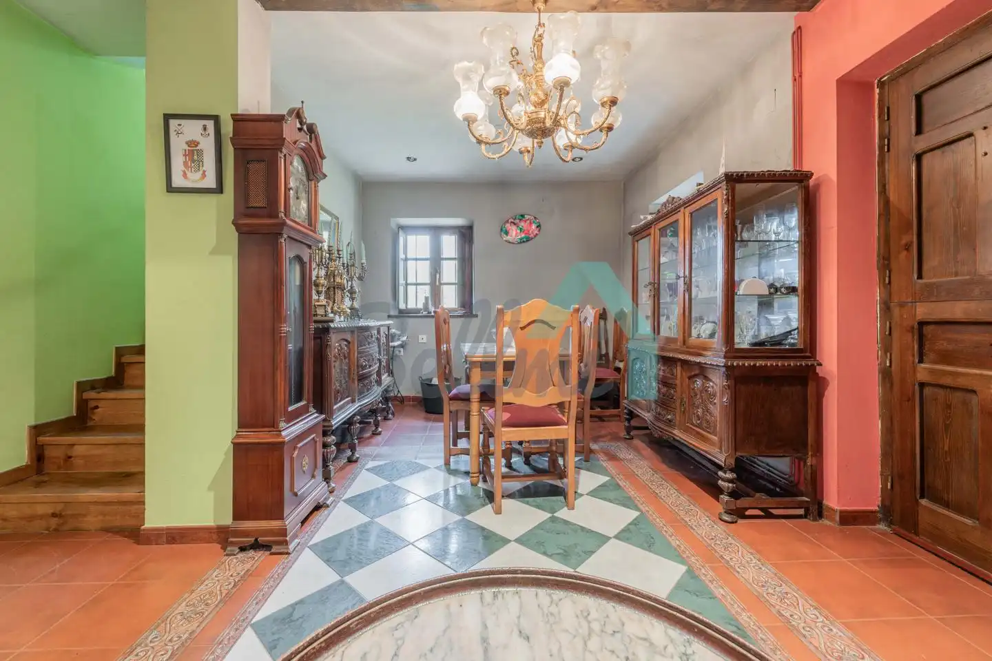 Menjador de Casa o xalet en venda en Llanes amb Calefacció, Jardí privat i Parquet