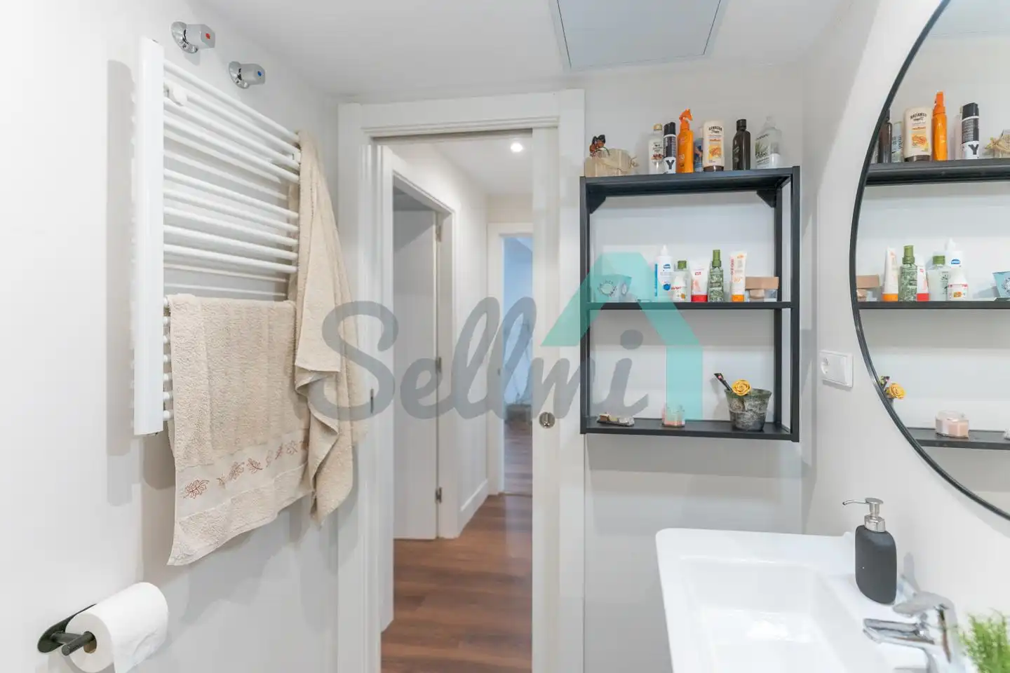 Baño de Piso de alquiler en Gijón  con Calefacción y Amueblado