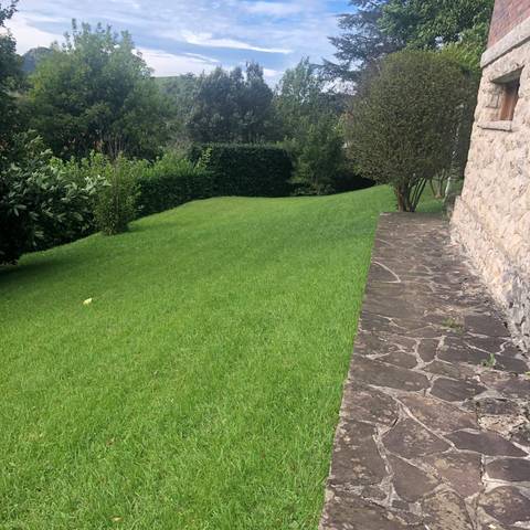 Casa-chalet en Venta en Ceceñas - Hermosa