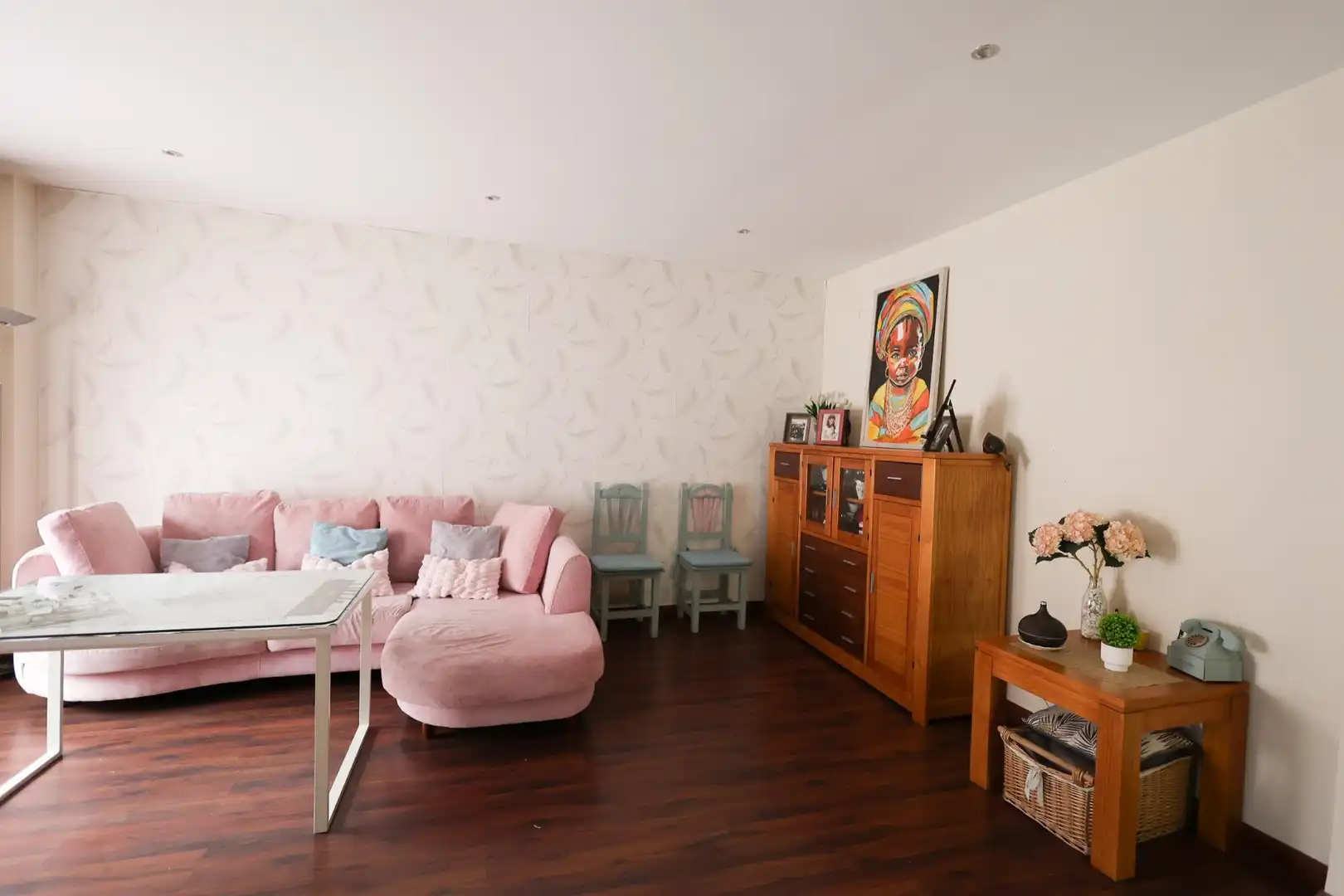 Sala d'estar de Casa adosada en venda en Cúllar Vega amb Calefacció, Jardí privat i Terrassa