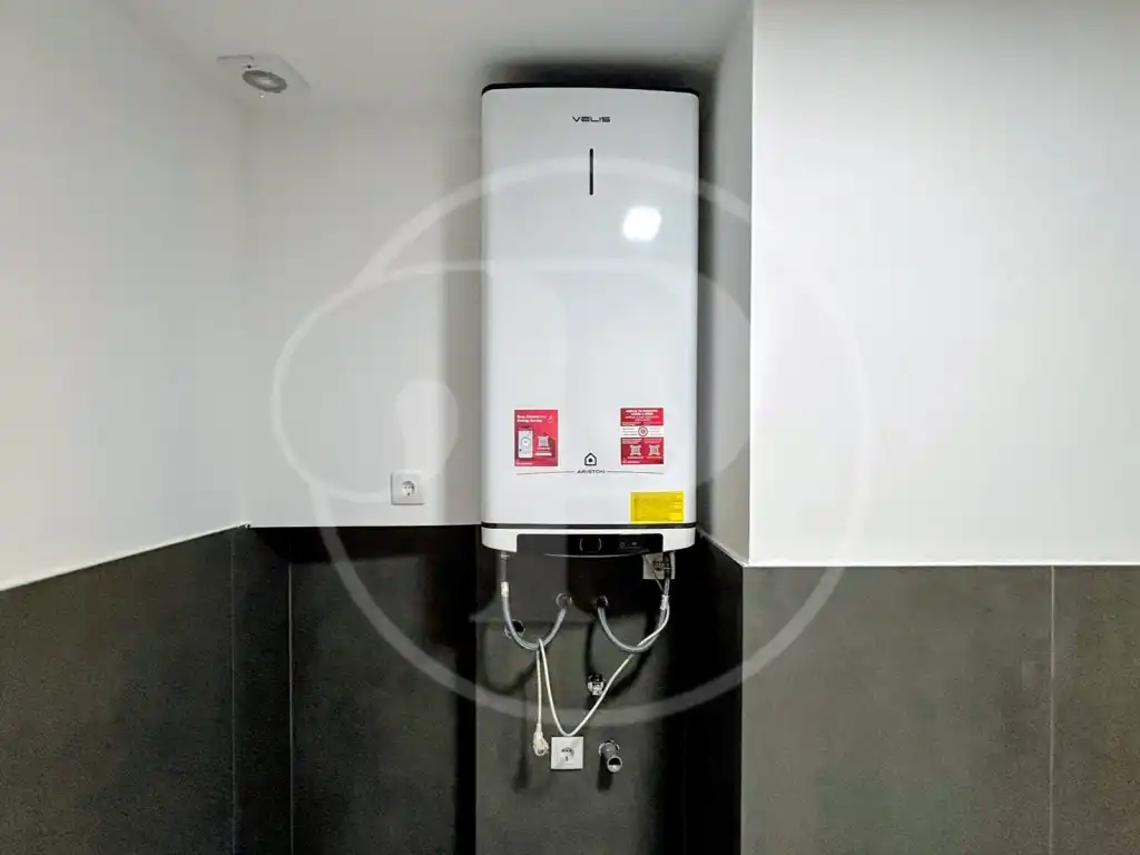 Bany de Pis en venda en Manises amb Aire condicionat, Terrassa i Forn