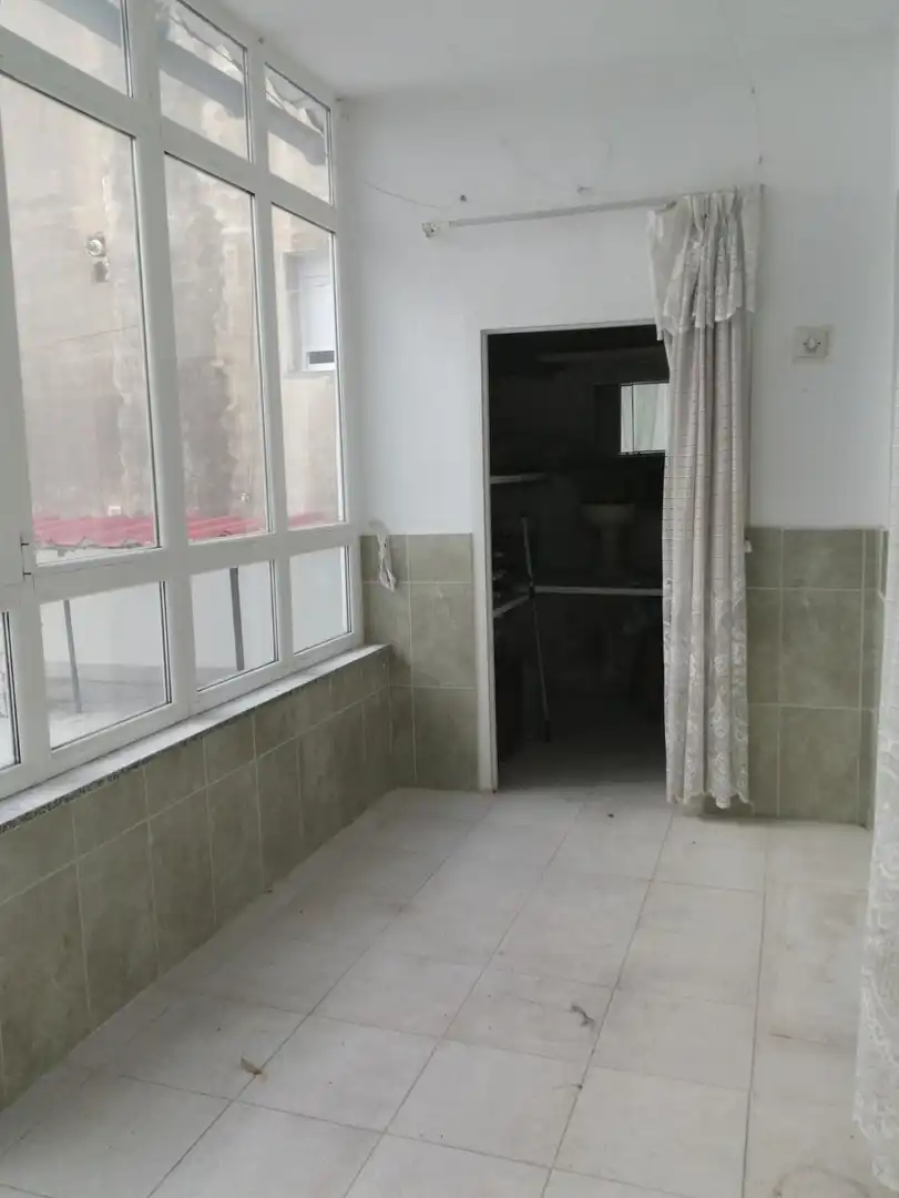 Piso en venta en Torrelavega  con Calefacción, Terraza y Trastero