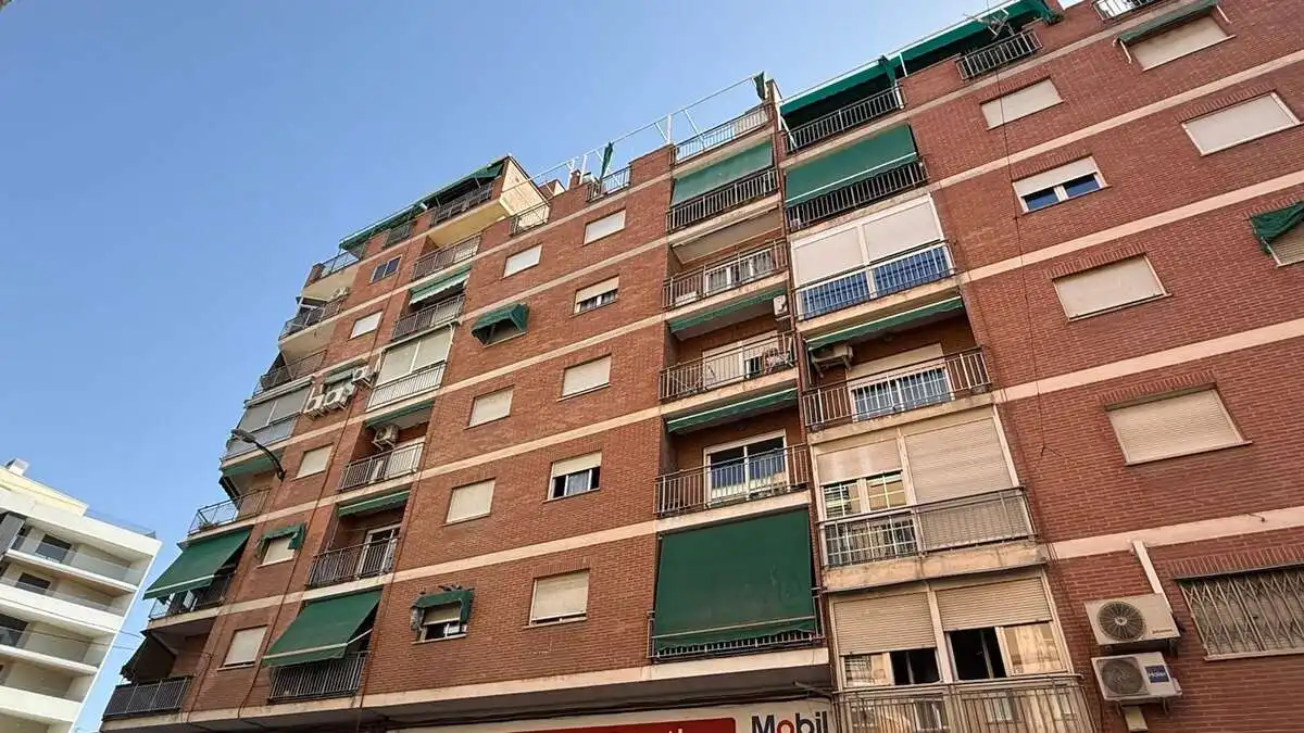 Außenansicht von Dachboden zum Verkauf in Granada mit Klimaanlage, Heizung und Terrasse