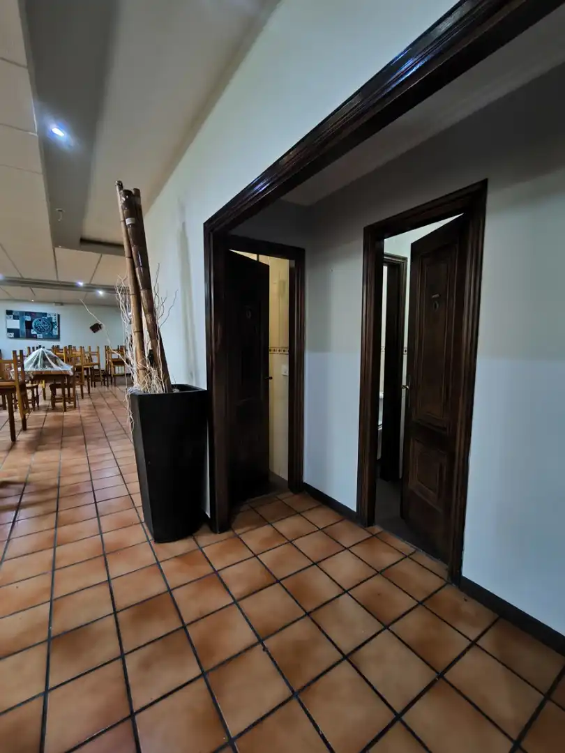 Local comercial de lloguer a Vilagarcía, imagen 8