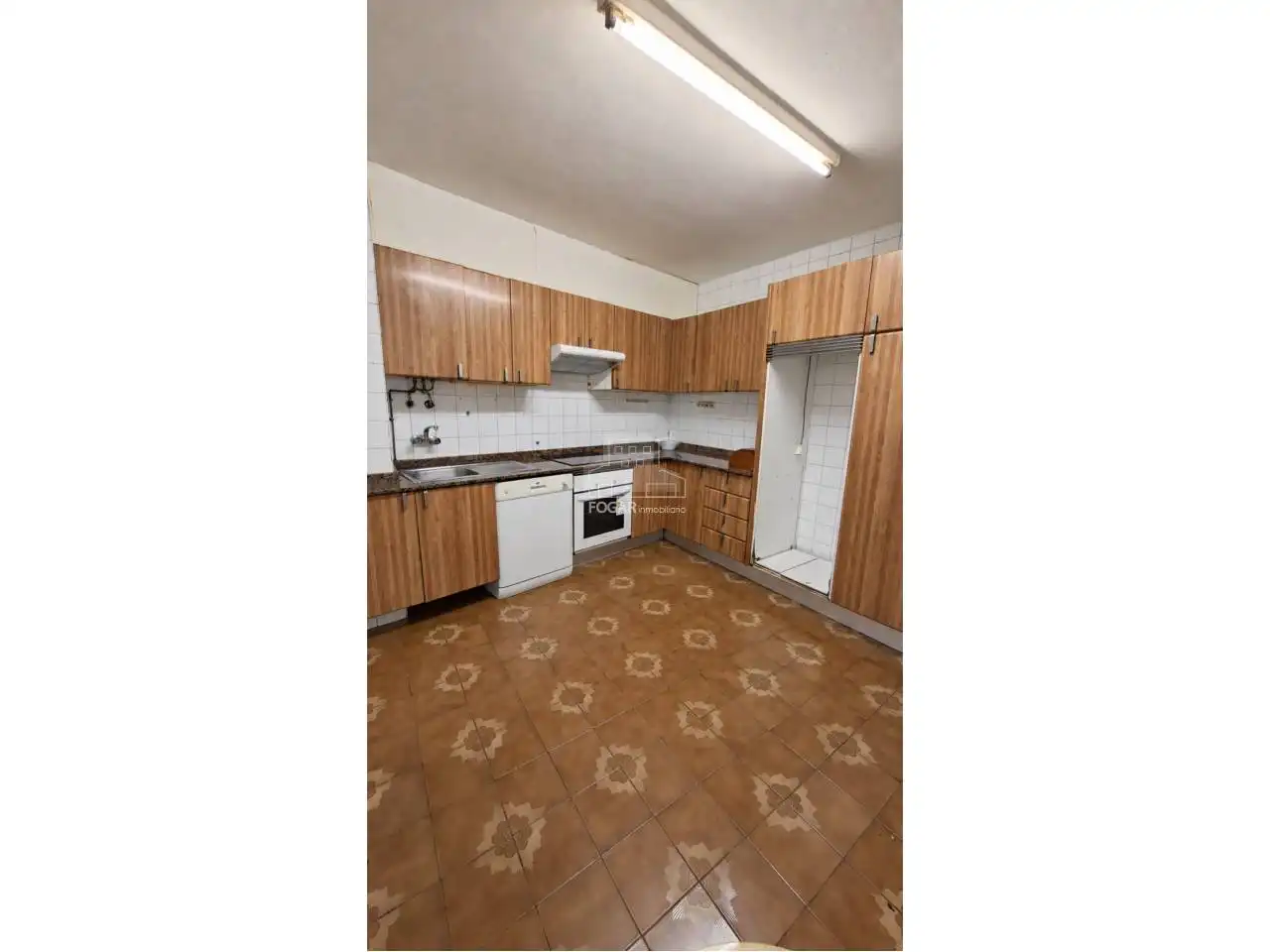 Kitchen of Flat for sale in Vigo   with Heating, Parquet flooring and Terrace