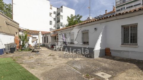 Foto 5 de Casa adosada en venta en Casco histórico, Alcalá de Henares
