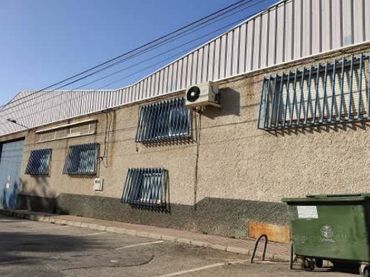 Nau industrial en venda a Calle Gambines 1