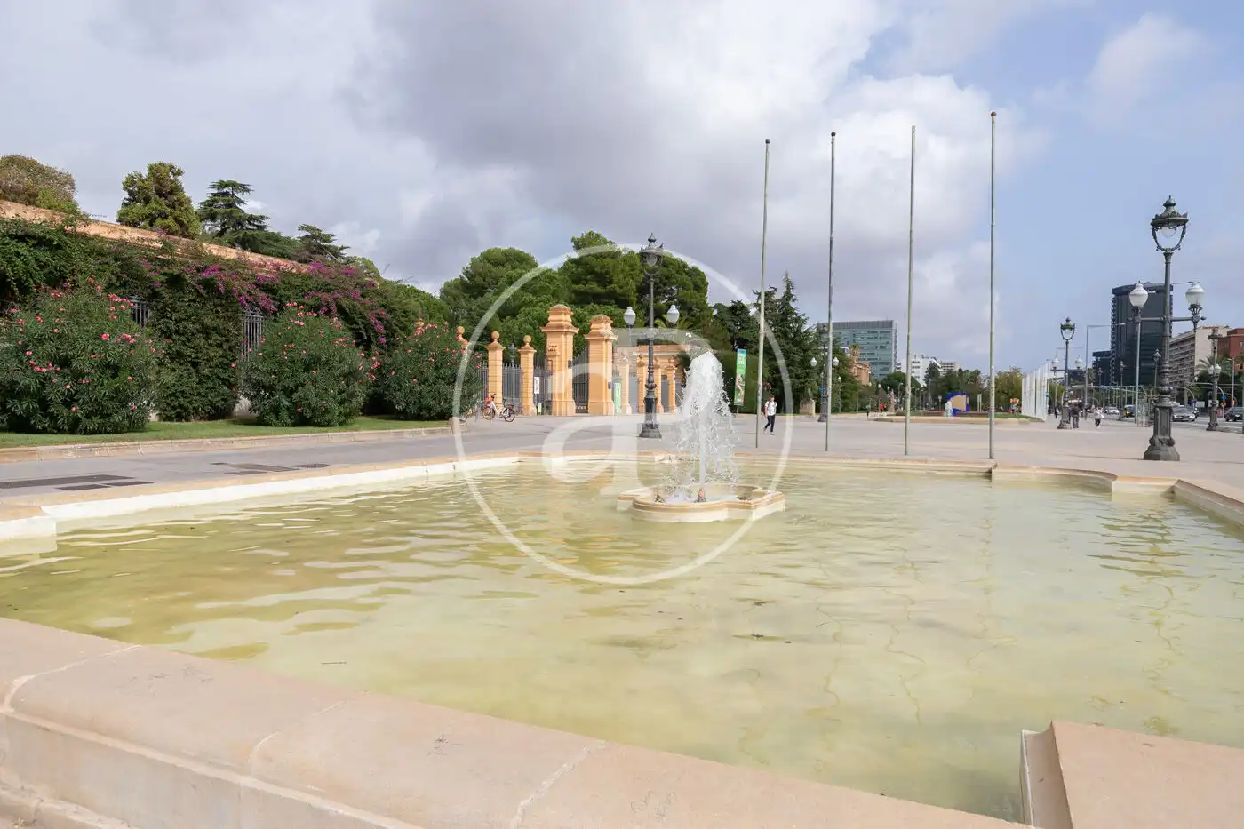 Vista exterior de Residencial en venta en Barcelona