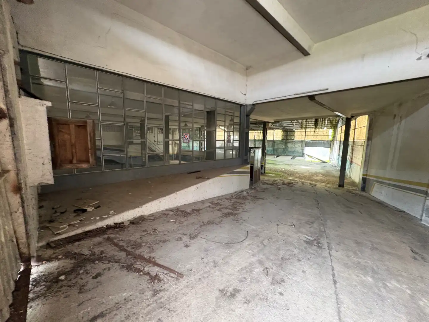 Industrial buildings for sale in Betanzos