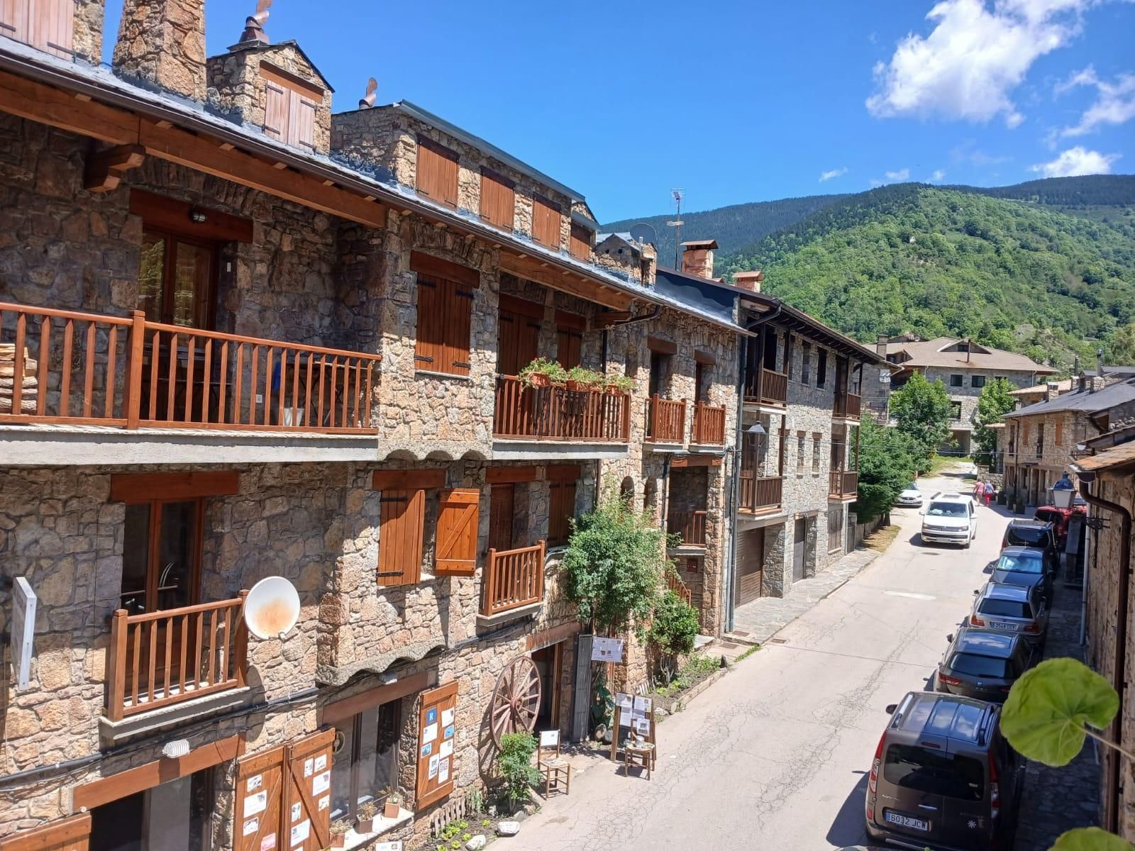 Vista exterior de Edifici en venda en Llanars