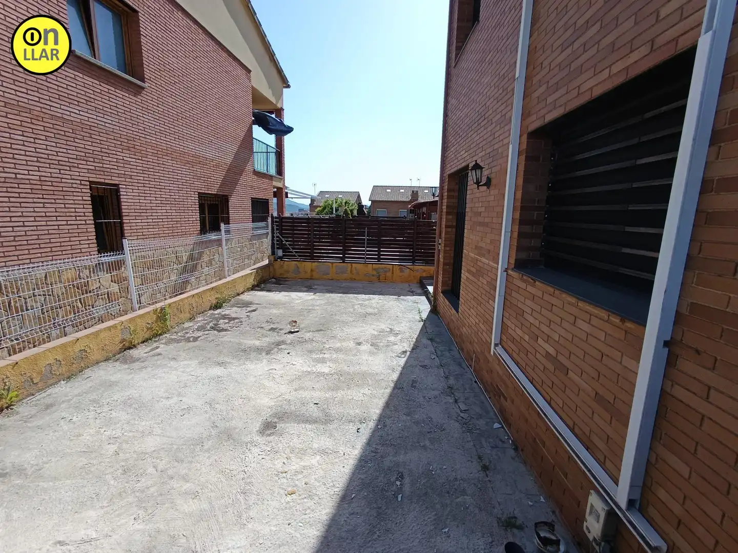 Parking de Casa o chalet en venta en Montmeló con Calefacción, Jardín privado y Terraza