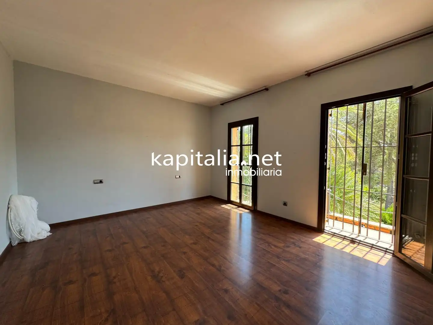 Sala d'estar de Casa o xalet en venda en Xàtiva amb Calefacció, Jardí privat i Terrassa