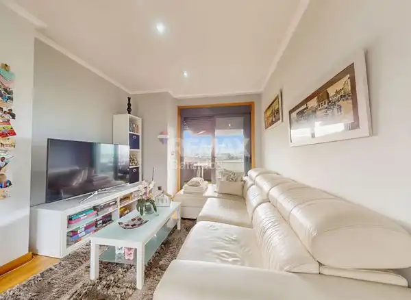 Living room of Attic for sale in Vigo   with Heating, Parquet flooring and Terrace
