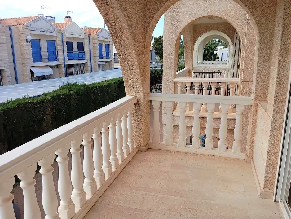 Terraza de Casa o chalet de alquiler en Santa Pola con Calefacción, Terraza y Amueblado