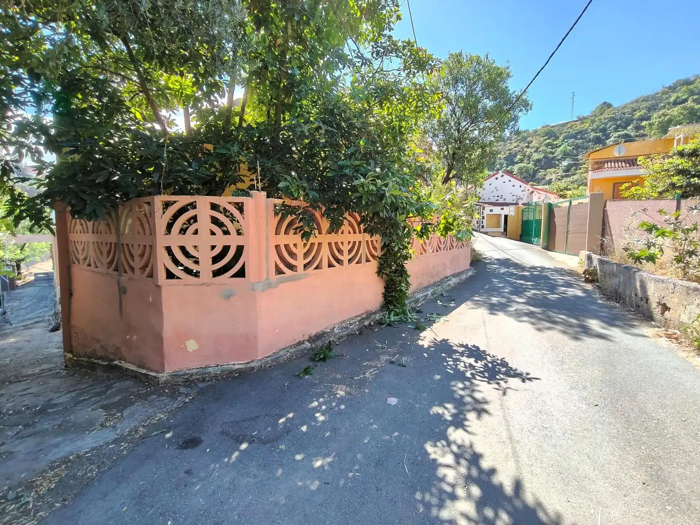 Vista exterior de Casa o xalet en venda en Valsequillo de Gran Canaria amb Jardí privat
