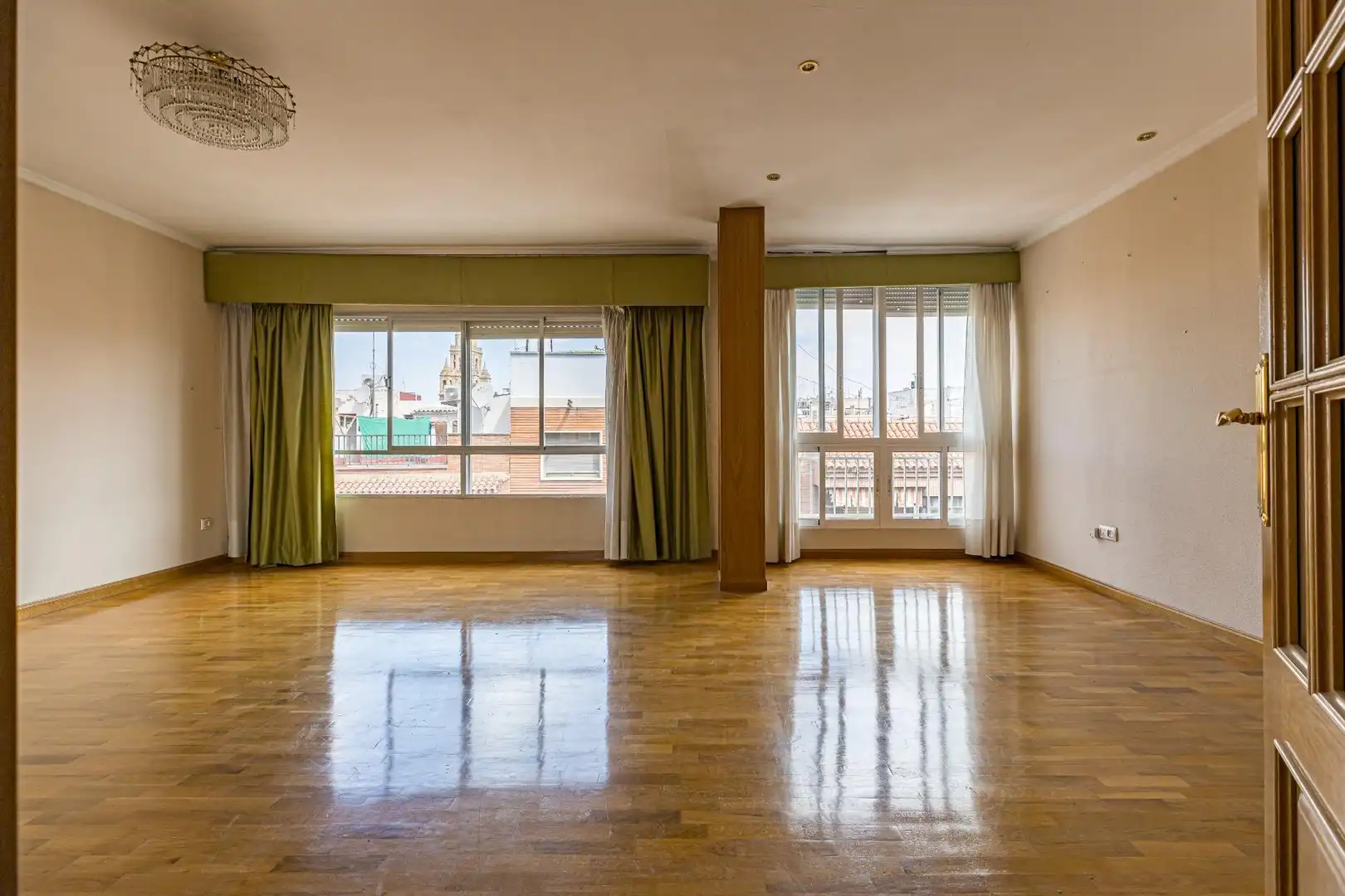 Sala d'estar de Pis en venda en Murcia amb Aire condicionat i Parquet