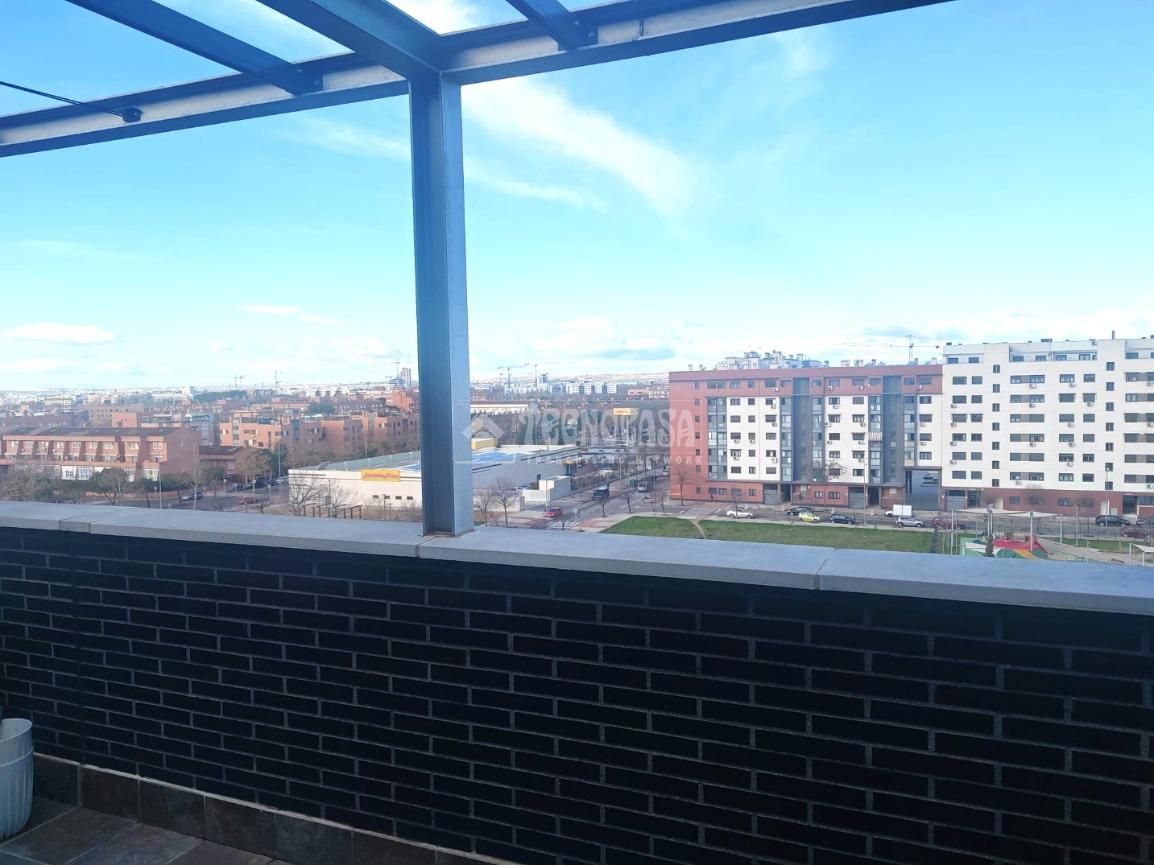 Exterior view of Flat for sale in Alcalá de Henares  with Heating, Terrace and Storage room