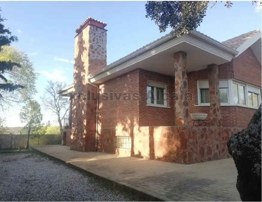 Vista exterior de Casa o chalet en venta en Villalbilla con Aire acondicionado, Calefacción y Jardín privado