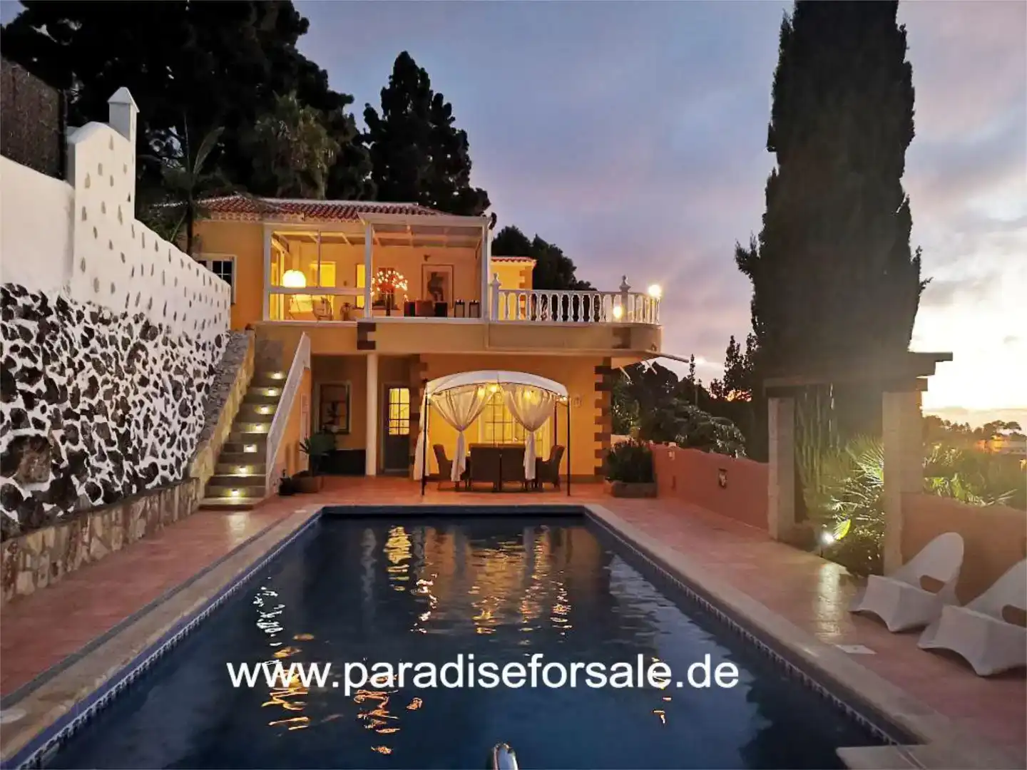 Vista exterior de Piso en venta en La Guancha con Jardín privado, Trastero y Piscina