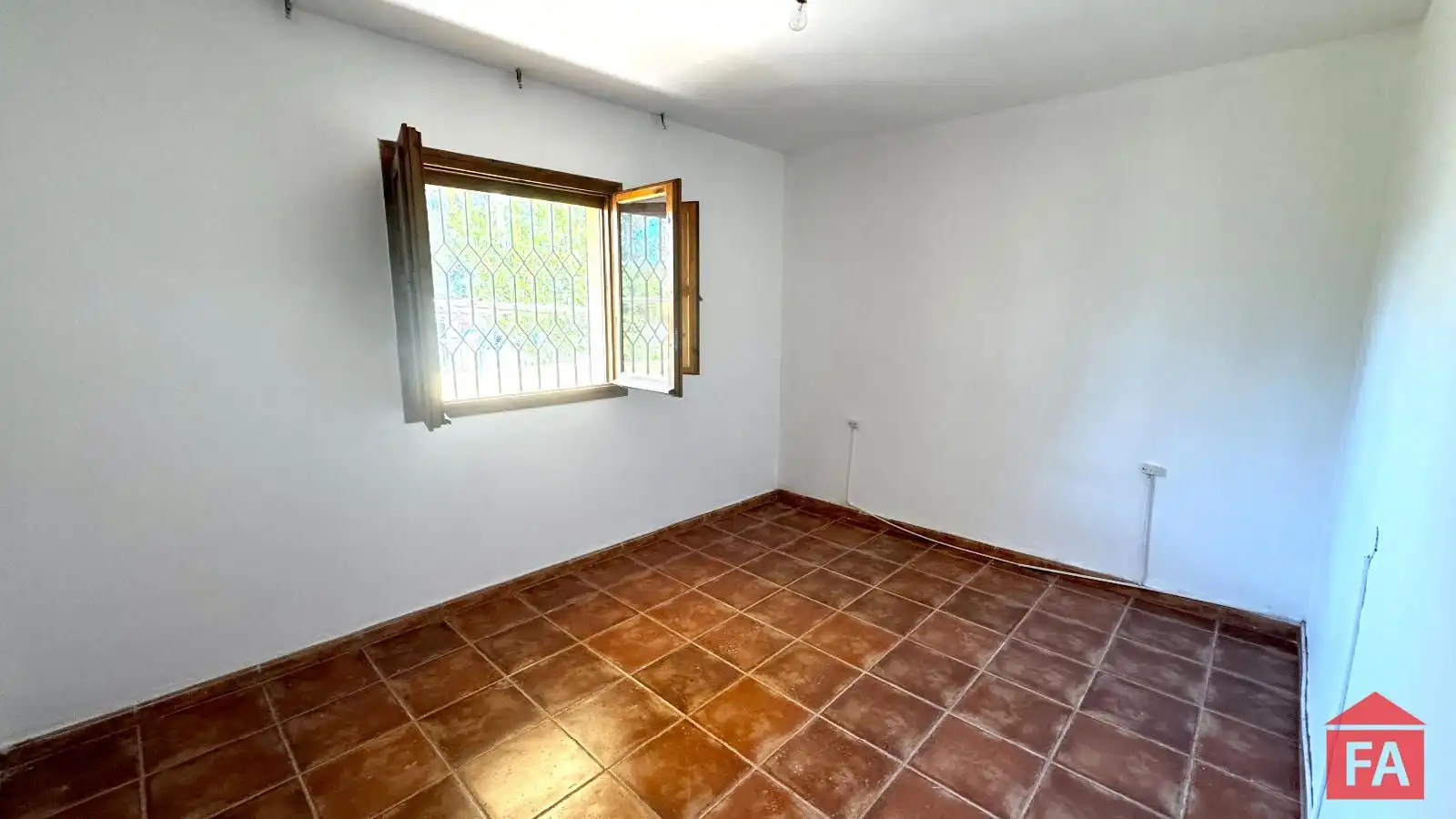 Schlafzimmer von Haus oder Chalet zum Verkauf in El Montmell mit Abstellraum und Alarm