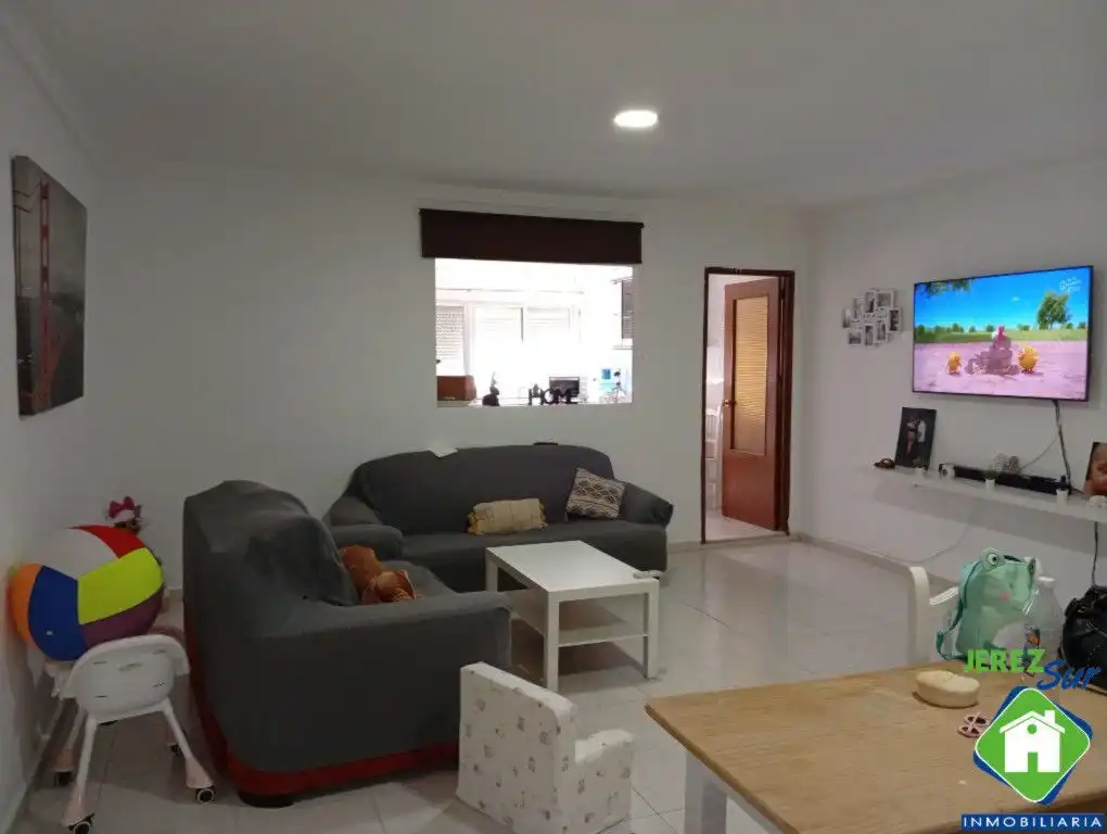 Living room of Country homes for sale in Jerez de la Frontera  with Air Conditioner and Heating