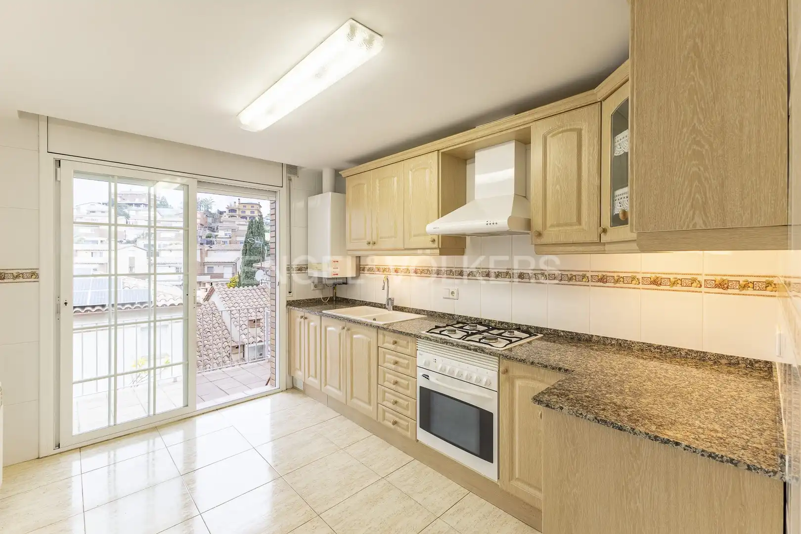 Kitchen of Houses for rent in Canet de Mar  with Heating, Private garden and Terrace