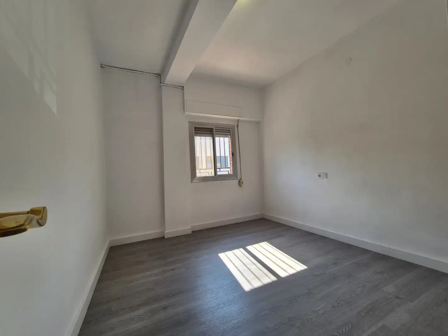 Habitación de Casa o chalet en venta en Gilet con Aire acondicionado, Terraza y Balcón