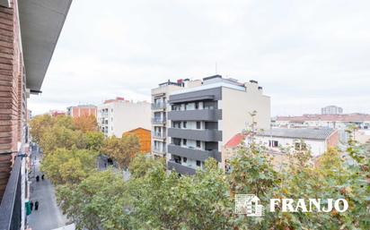 Vista exterior de Àtic en venda en Sabadell amb Aire condicionat i Calefacció