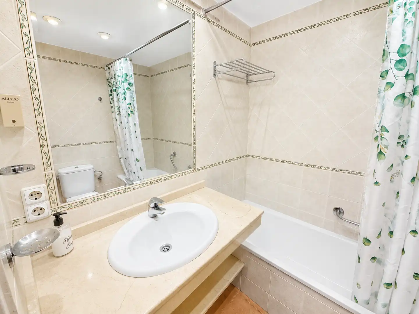 Apartament de lloguer a Avenida del Parque, Parque de la Paloma