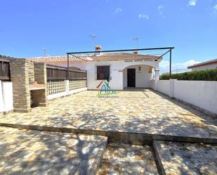Jardí de Casa o xalet en venda en Almonte amb Calefacció i Terrassa