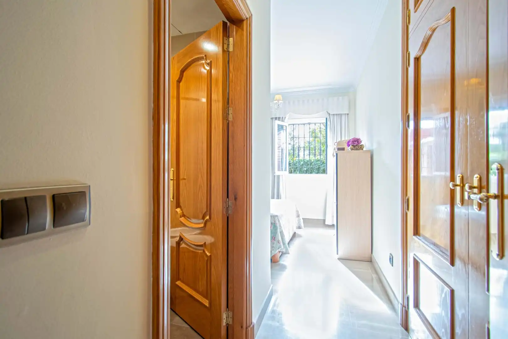 Casa o xalet en venda en Tomares amb Jardí privat, Terrassa i Piscina