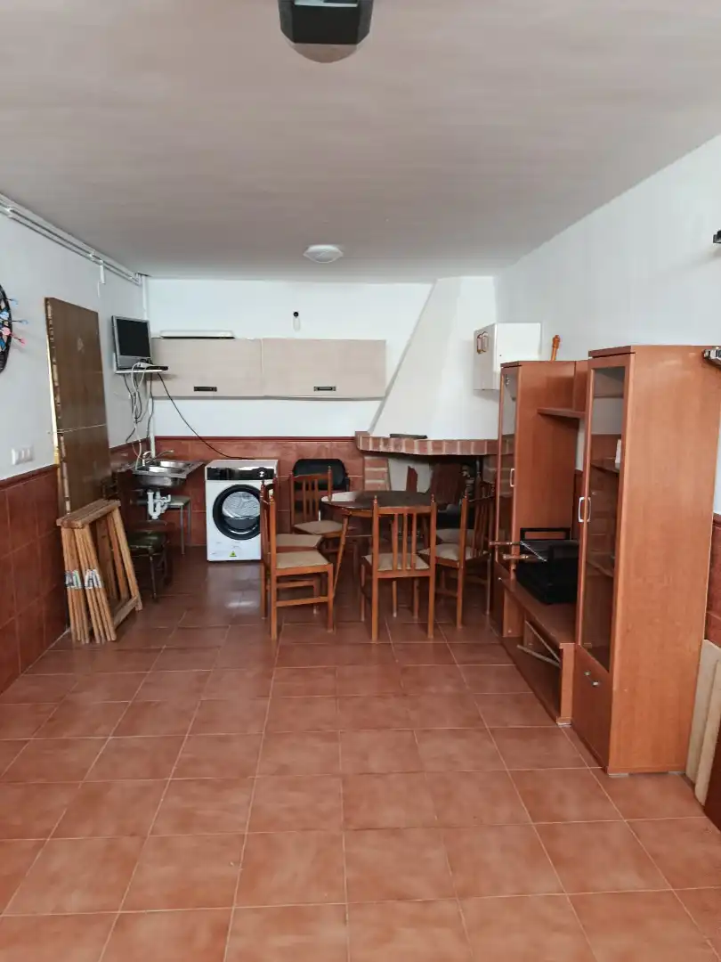 Cuina de Casa adosada en venda en Mota del Cuervo amb Calefacció, Terrassa i Moblat
