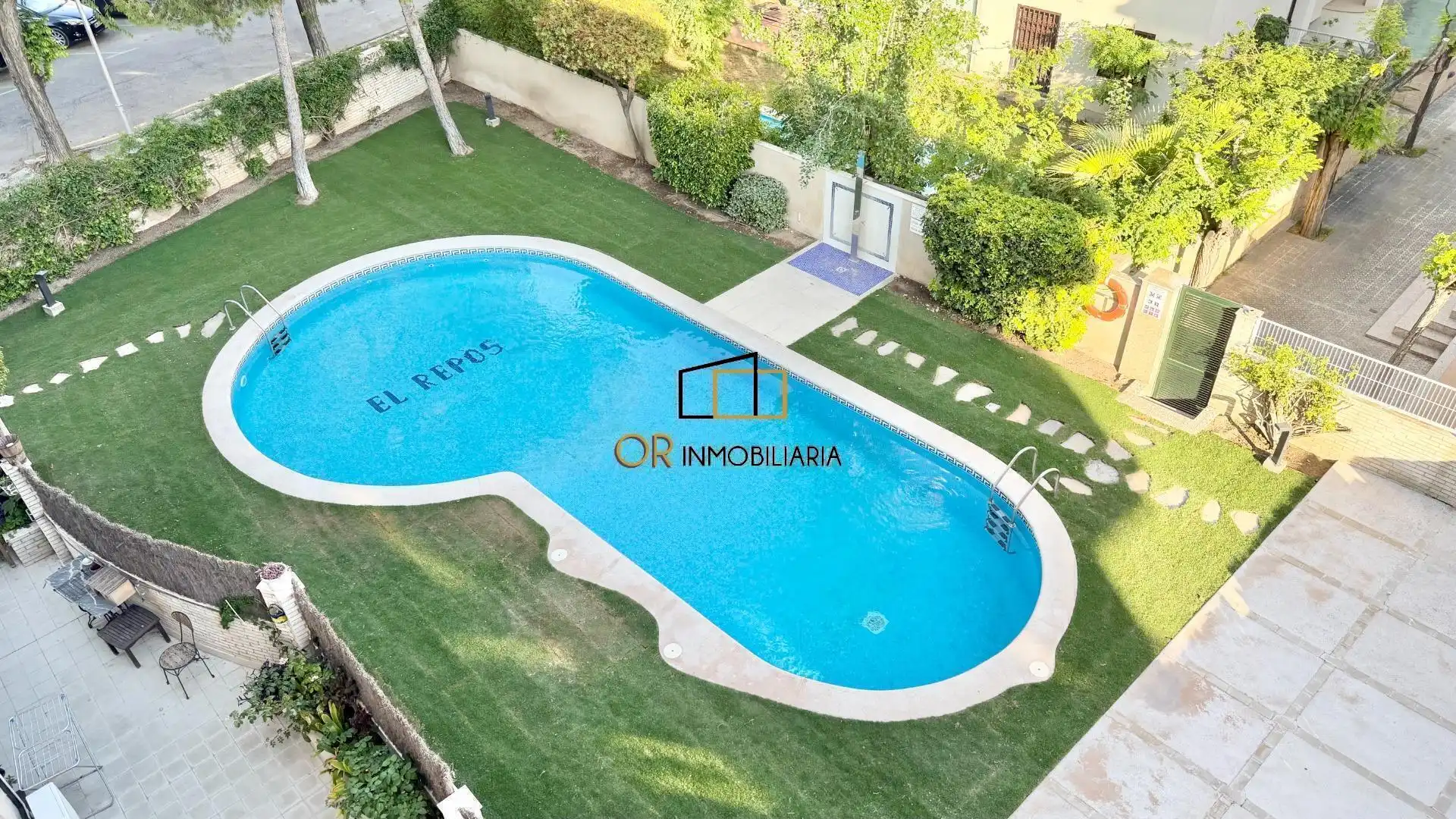 Piscina de Piso en venta en Vilanova i la Geltrú con Calefacción, Parquet y Terraza