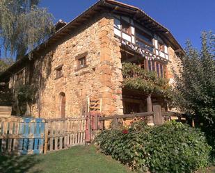 Vista exterior de Casa o xalet en venda en Cabezón de Liébana