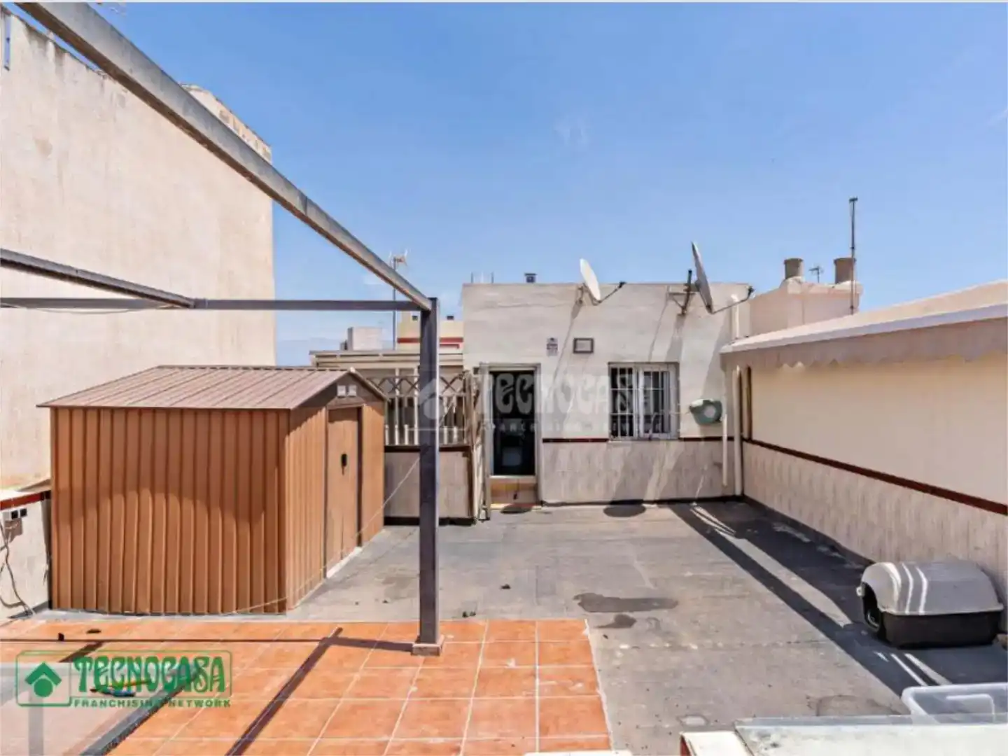 Vista exterior de Dúplex en venda en Madrid