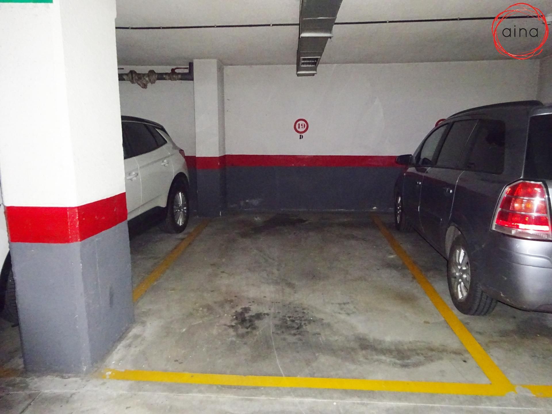 Parking of Garage to rent in  Pamplona / Iruña
