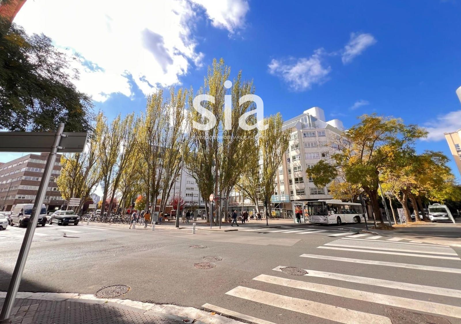 Vista exterior de Pis en venda en Vitoria - Gasteiz amb Calefacció