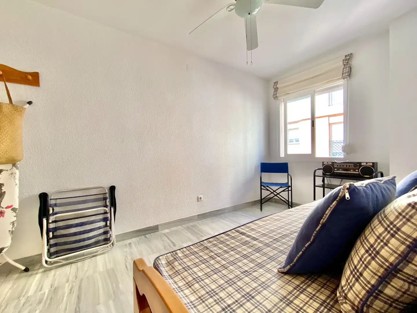 Habitación de Apartamento de alquiler en Velilla - Velilla Taramay