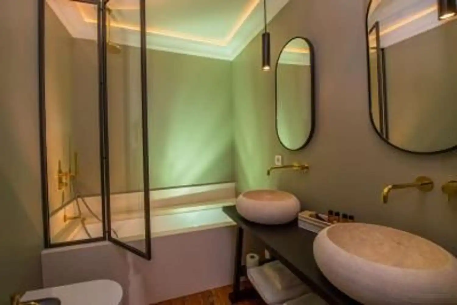 Baño de Casa o chalet en venta en Ribadeo con Aire acondicionado, Parquet y Terraza