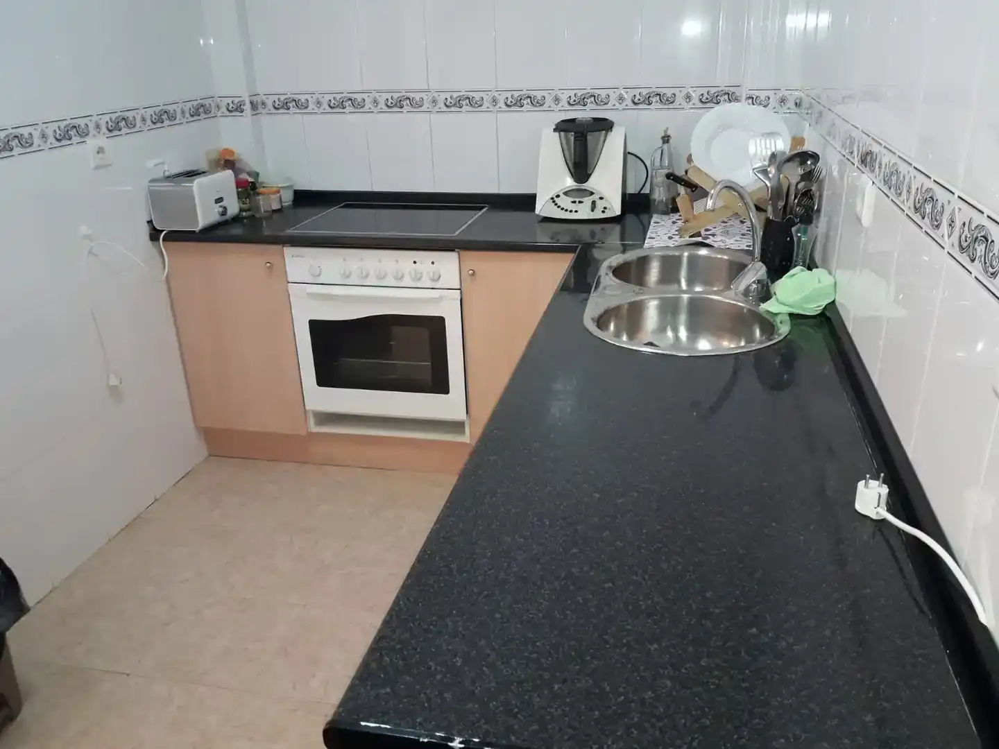 Kitchen of Flat for rent in Centro Internacional