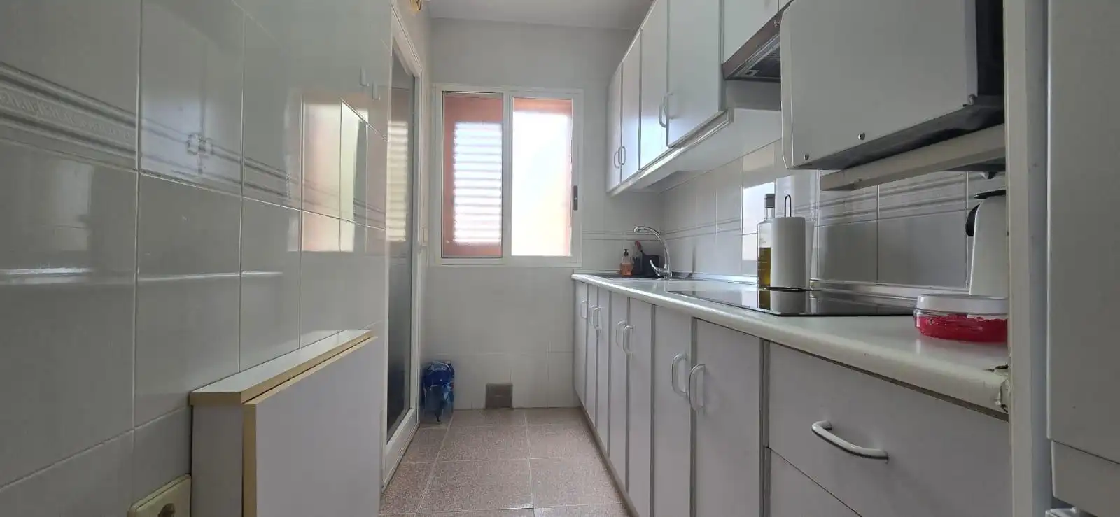 Cuina de Apartament en venda en Mazarrón amb Aire condicionat, Terrassa i Moblat