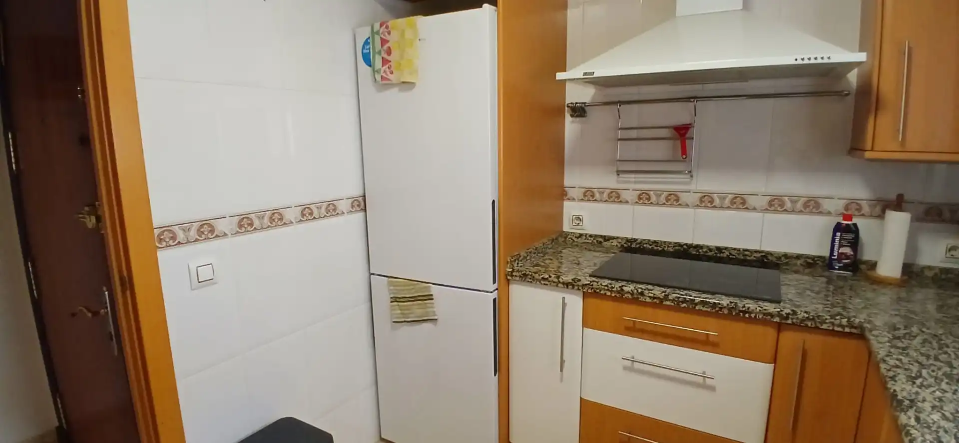 Cocina de Piso de alquiler en Sevilla con Aire acondicionado, Amueblado y Lavadora