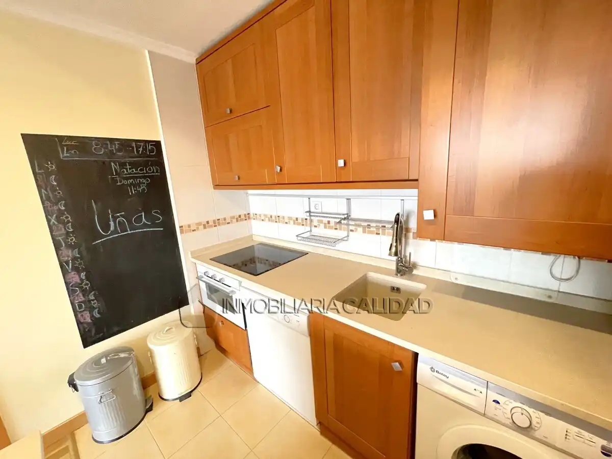 Küche von Wohnung zur Miete in Burgos mit Heizung, Terrasse und Abstellraum
