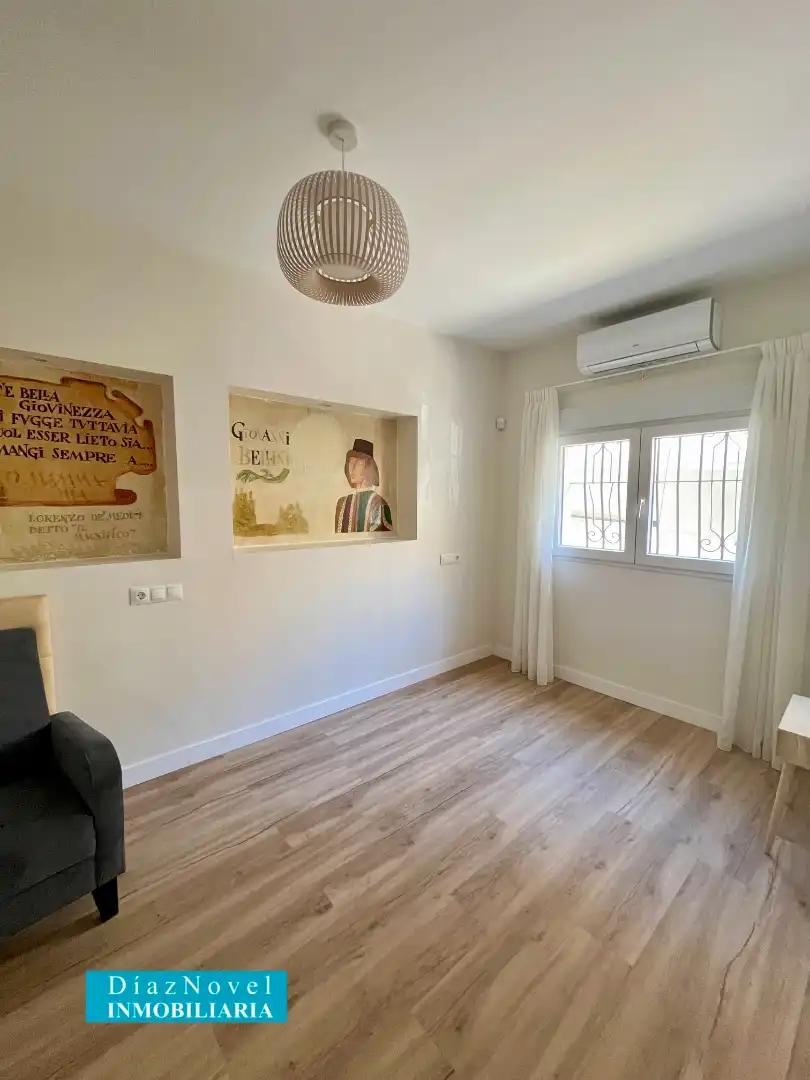 Habitación de Local en venta en Málaga con Aire acondicionado, Calefacción y Parquet