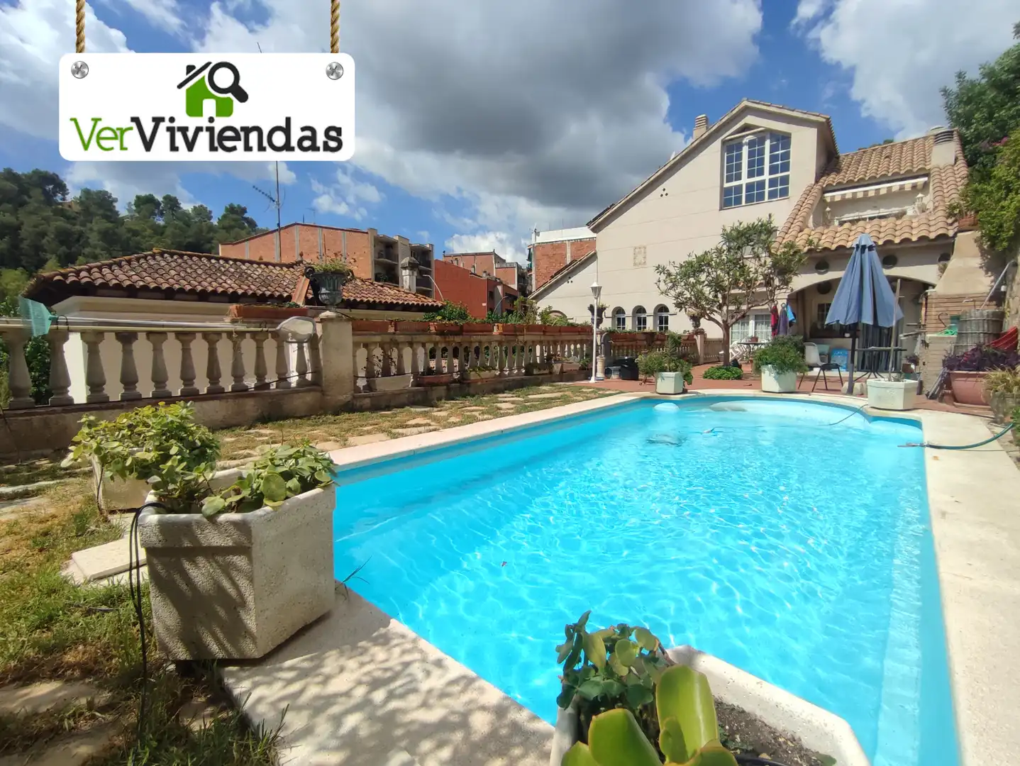 Casa con terraza en venta en Carrer Major 599